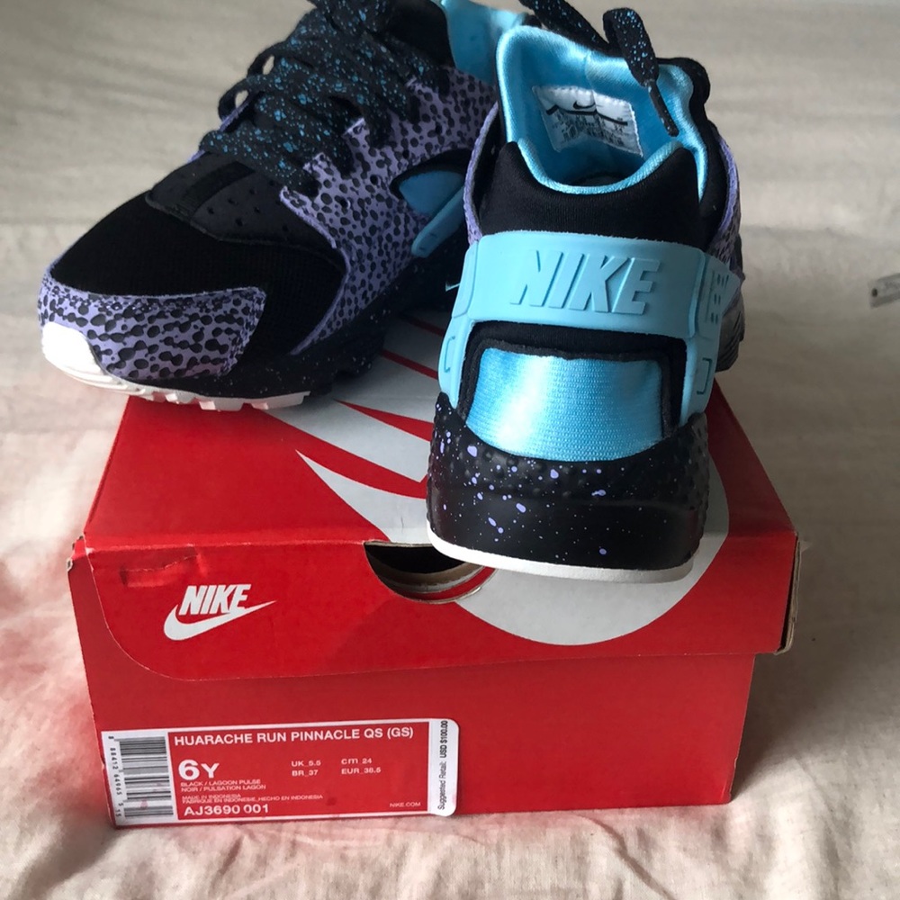 Nike Huarrache Run Pinnacle QS